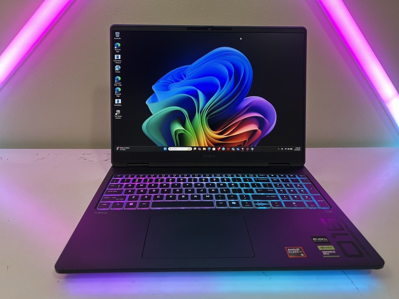HP Omen Max, AMD Ryzen Ai 9 HX375, RTX 5080, 16″ QHD+ 240Hz, 32GB DDR5, 1TB SSD