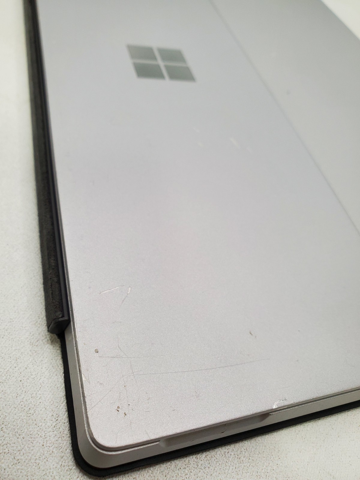 MICROSOFT SURFACE PRO 4 1724 Intel Core m3-6Y30 0.9GHz 4GB RAM 128GB Windows 11.