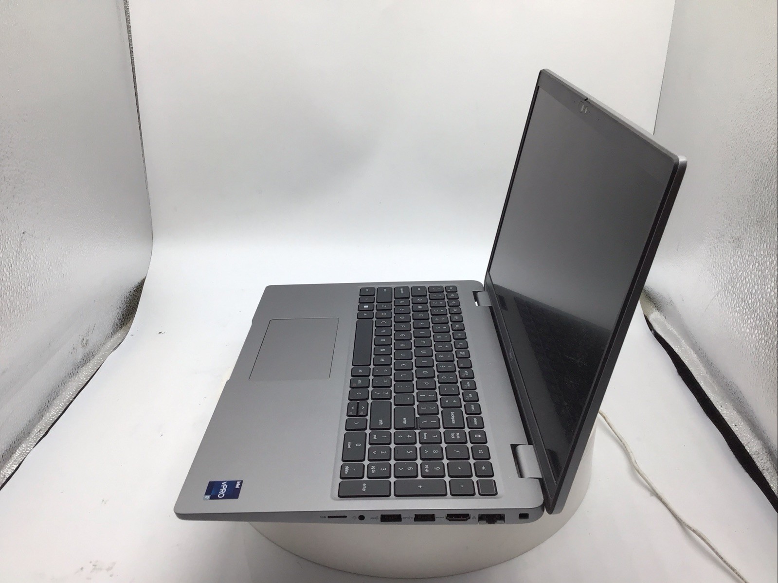 Dell Latitude 5540 15.6″ Laptop i7-1365U NO RAM/SSD/OS Parts/Repair READ