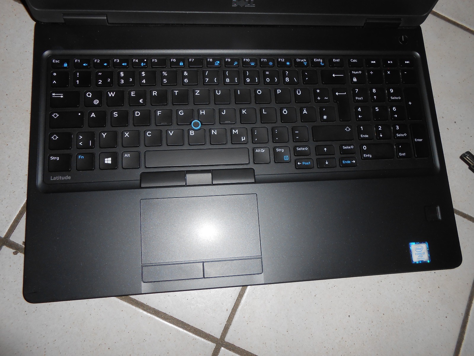 Dell Latitude 5580 i7-7600U Laptop GeForce 930MX Full HD 16GB RAM 256GB SSD