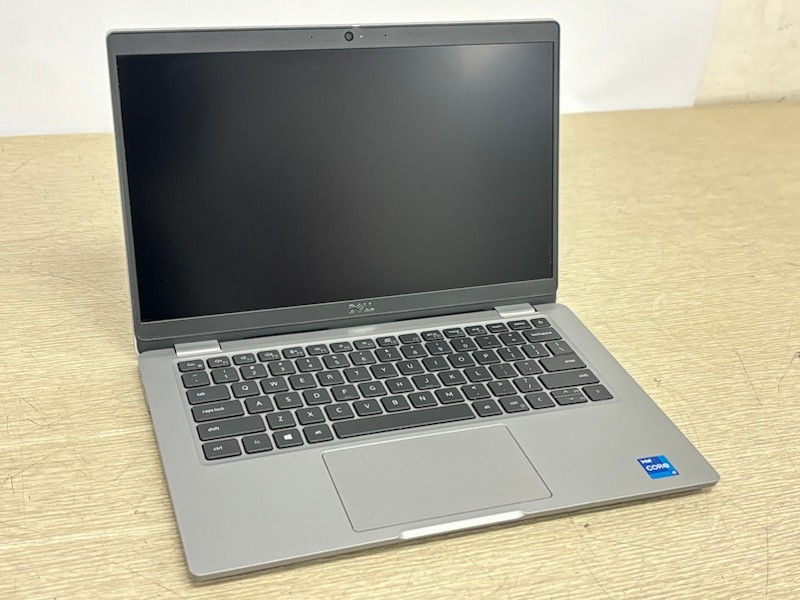 Dell Latitude 5320 i7-1185G7 3.0GHz 16GB 256GB SSD Windows 11 Pro Laptop
