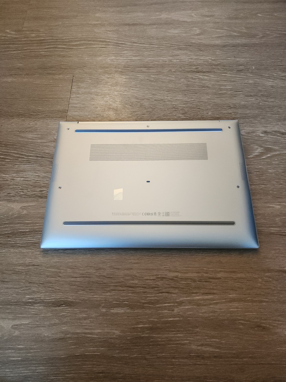 HP EliteBook 865 G10 Laptop