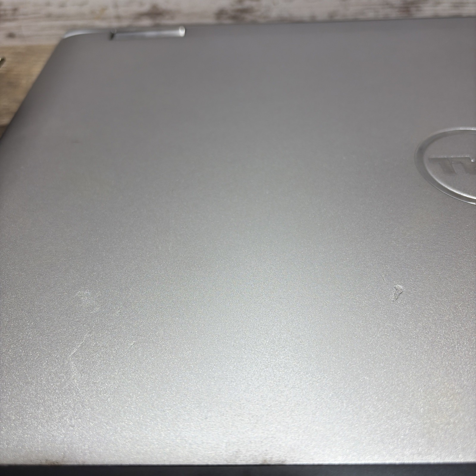 Dell Vostro 3555 15″ Laptop AMD E-3000M-MZ *Parts Only*