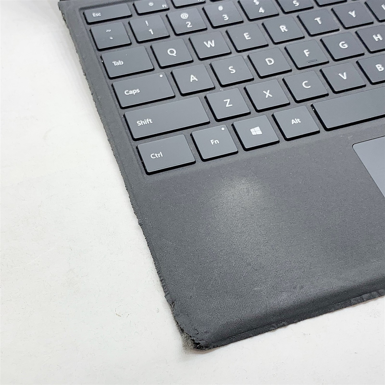 Microsoft Surface Pro 6 1736 i5 8250U 1.60GHZ 12.3″ 8GB 256GB NVMe Windows 11