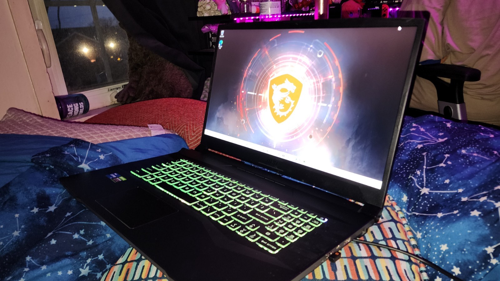 MSI Crosshair 17 A11UDK i7-11800H RTX 3050ti titanium grey