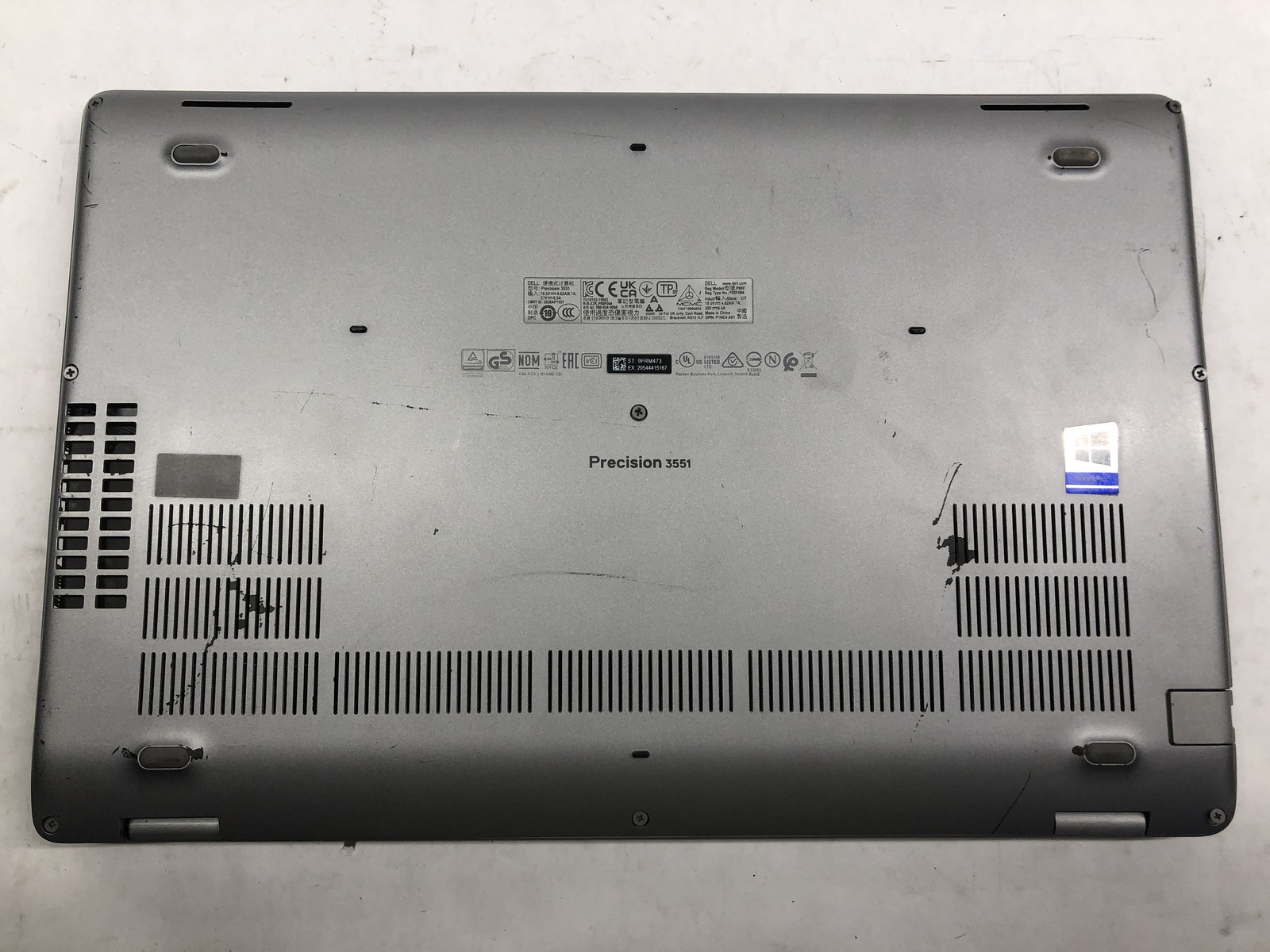 Dell Precision 3551 i7-10850H 32 GB RAM 512GB HDD NO OS 9FRM473