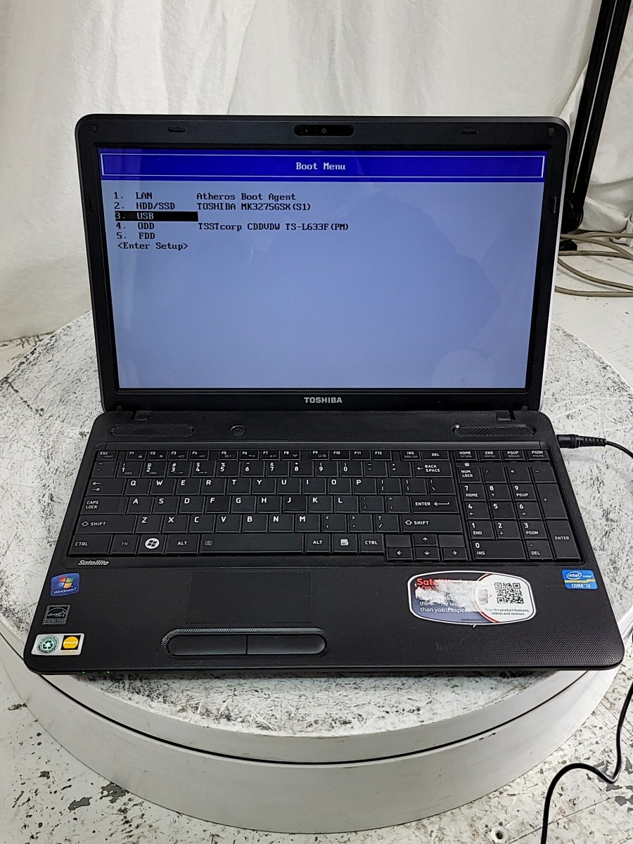 TOSHIBA SATELLITE C655 PC Laptop INTEL CORE I3-2310M 3GB 320GB SEE NOTES