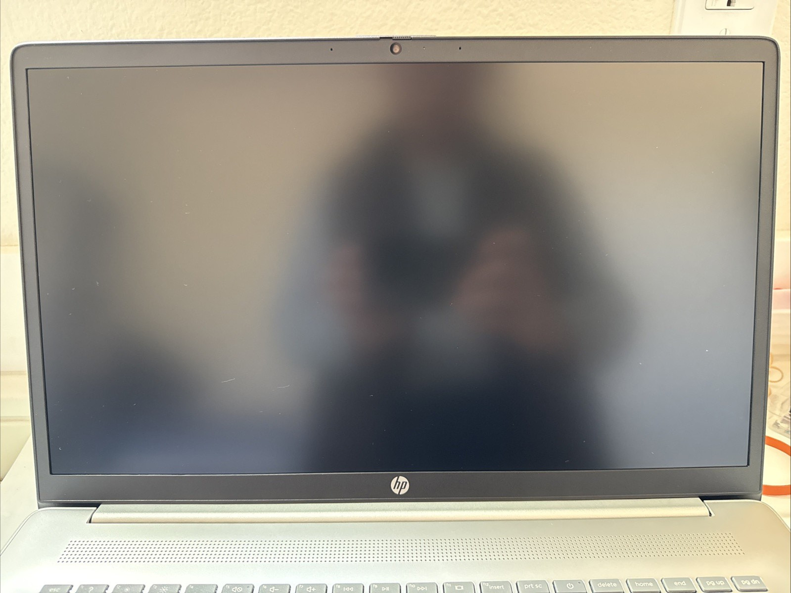 HP 17.3″ Full HD Laptop AMD Ryzen 5 7520U- 8GB Memory 512GB SSD Natural Silver
