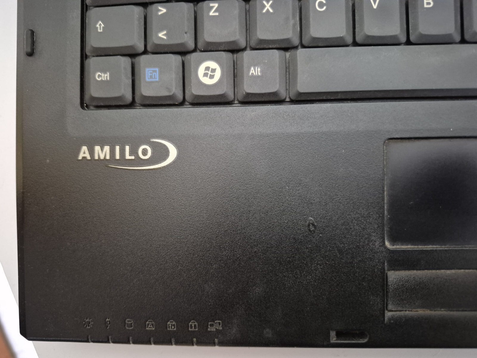 Fujitsu Siemens Laptop Amilo La1703 Cpu Amd Sempron 3500+ 2Gb For Parts