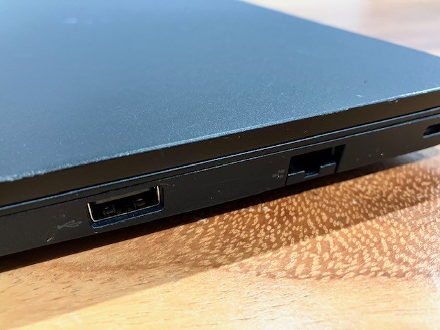 Lenovo ThinkPad 14″ E14 G2 i5-1135G7 8GB 256GB NVMe Windows 11 Pro