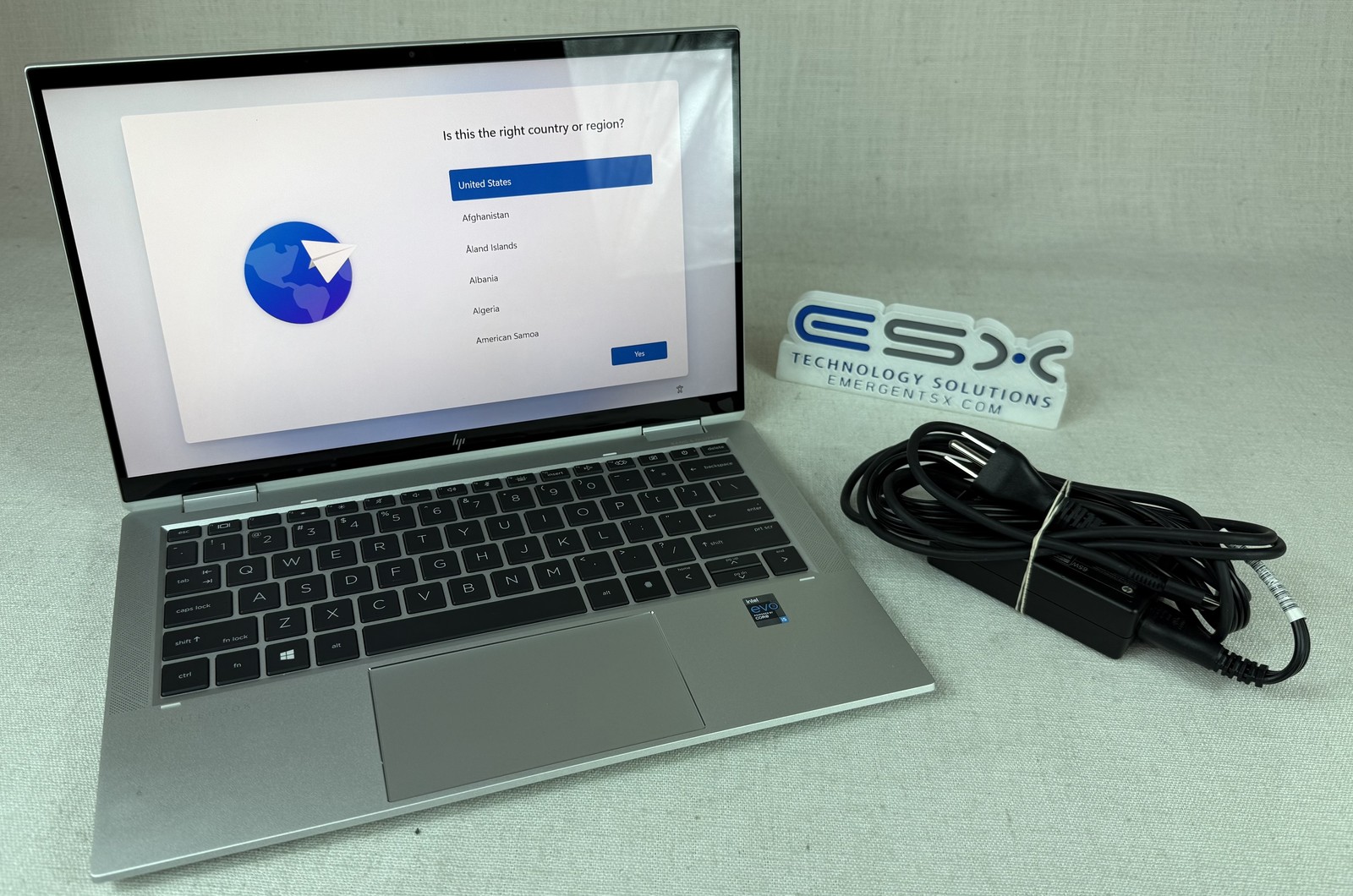 HP EliteBook x360 1030 G8 13.3″ 2-in-1 |i5-1135G7| 16GB Ram | 256gb SSD | W11