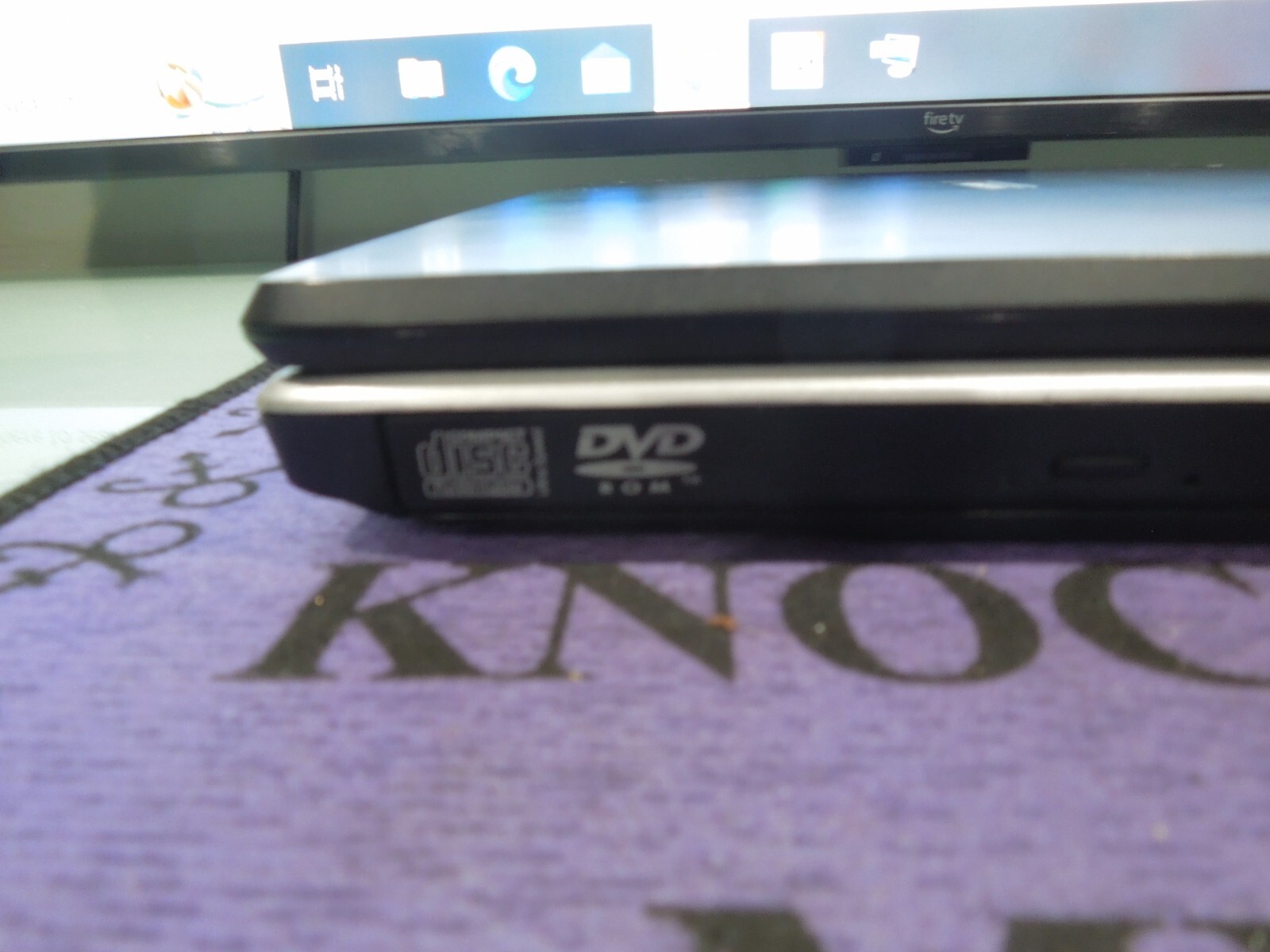 toshiba satellite l25-s119 intel celeron@1.40ghz 1.87GB ram 60gb hdd WINDOWS XP