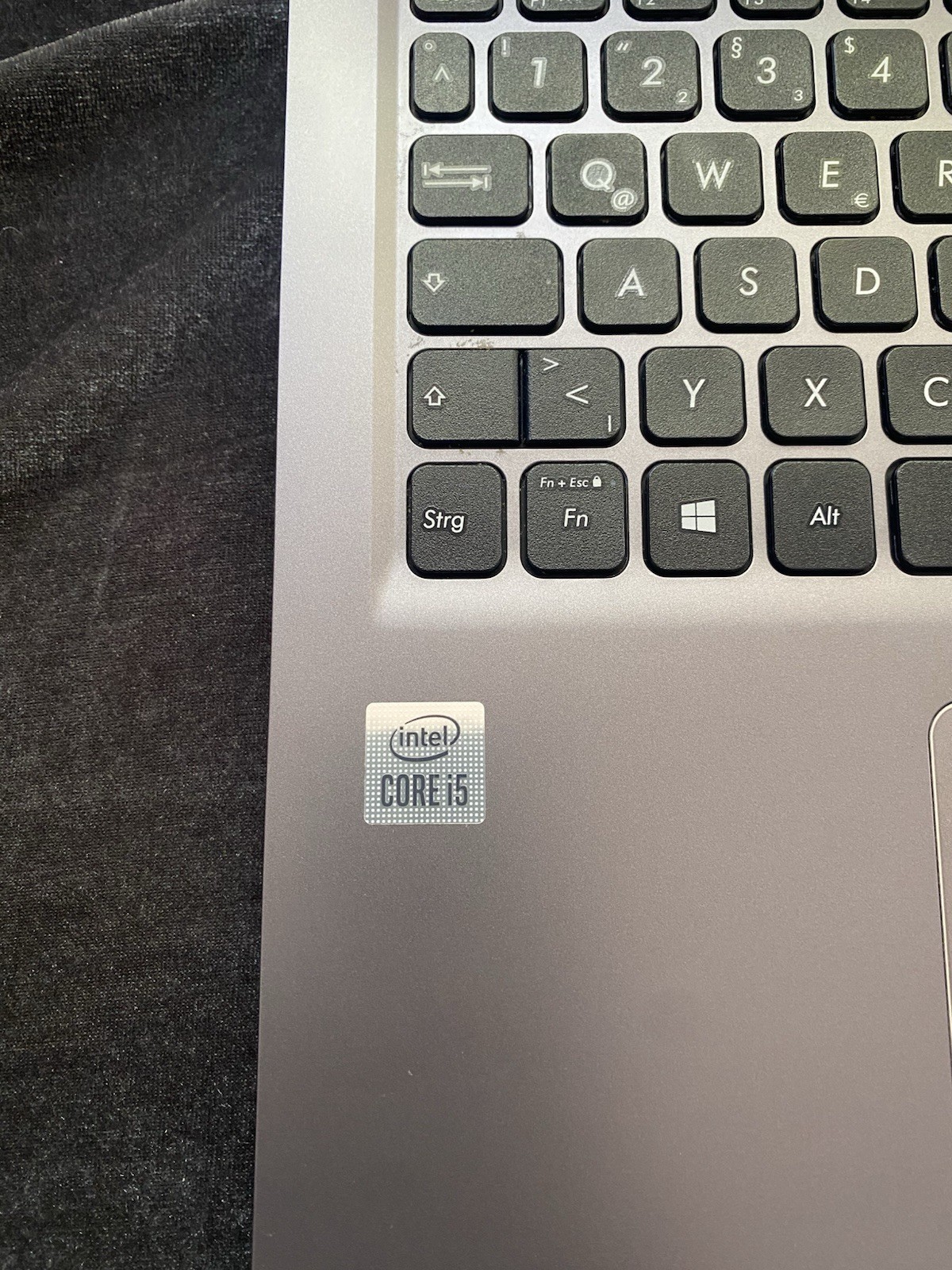 ASUS VivoBook 15 X515JA