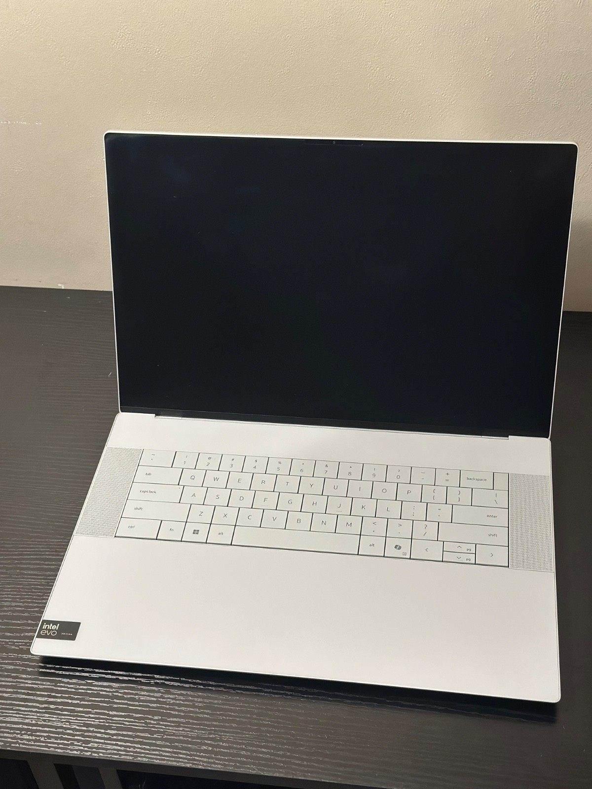 Dell XPS 16 (2025) RTX 4050 Gaming/CAD laptop Core Ultra 7 16GB RAM 1TB SSD