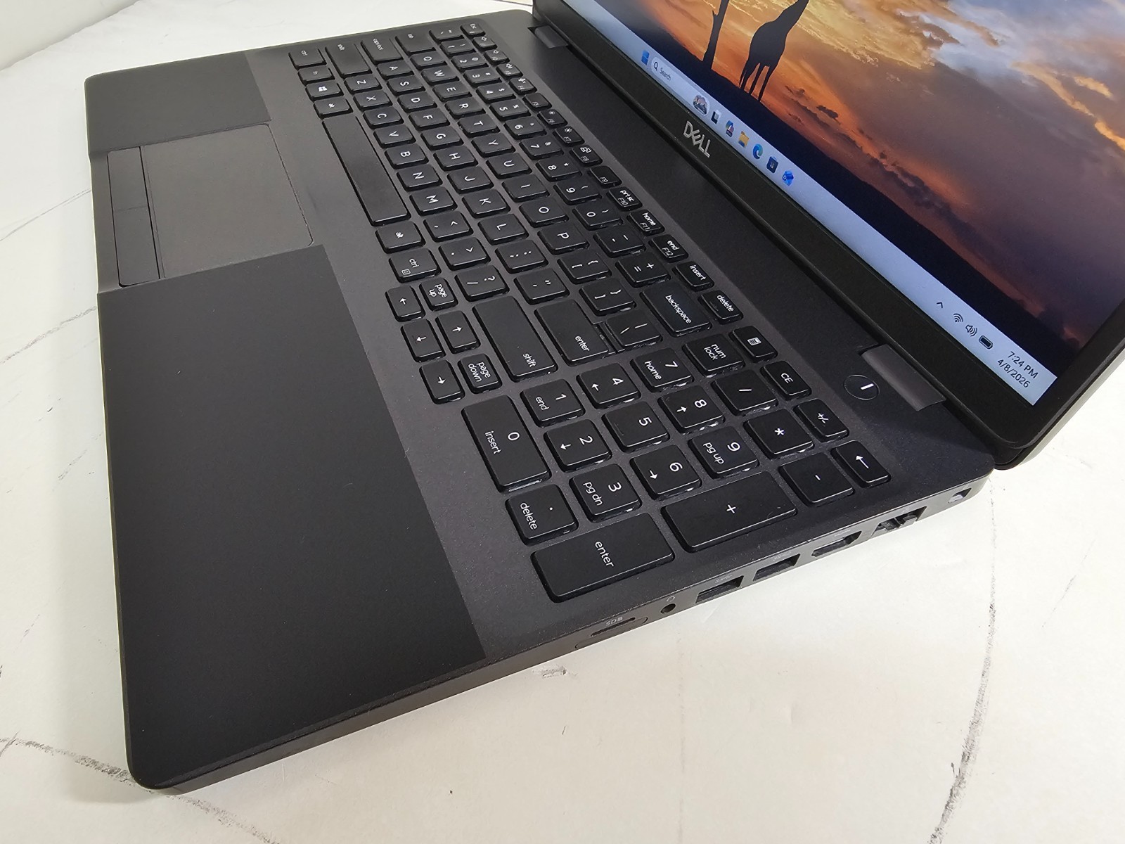 Dell Precision 3540 Laptop – 1.6 GHz i5-8365U 8GB 256GB SSD Webcam 15.6″ – SP01