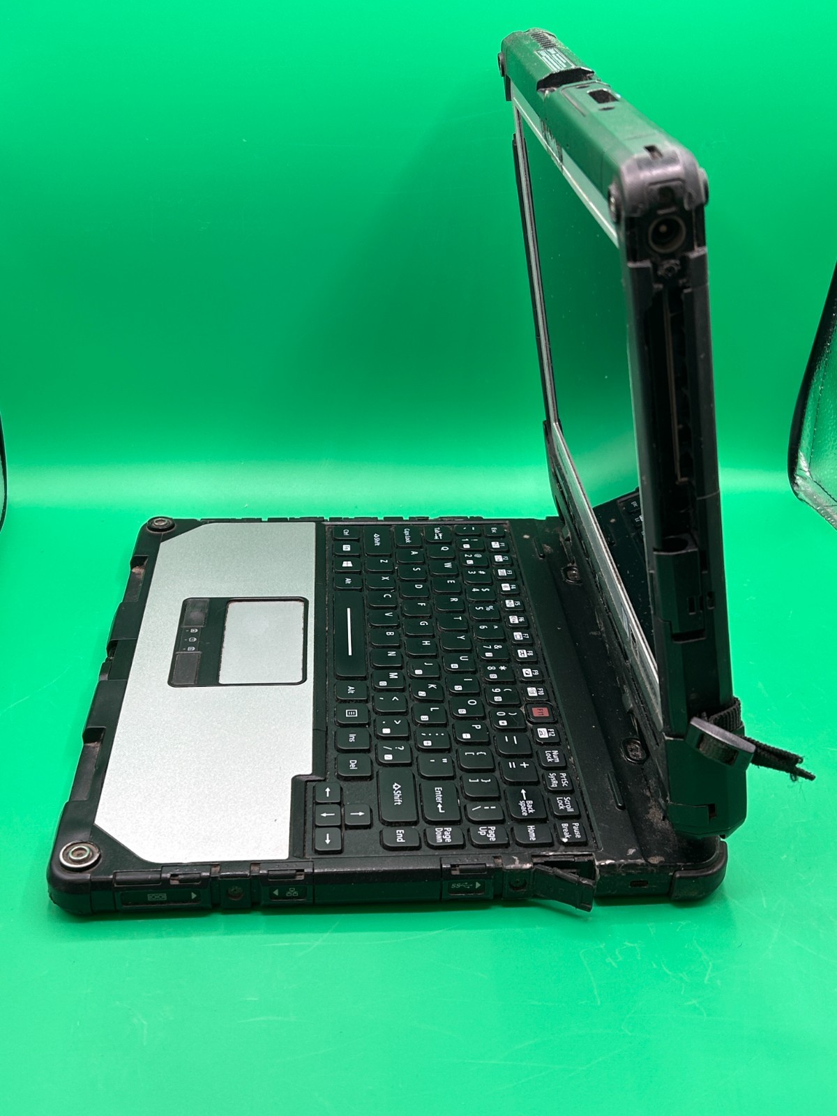 Panasonic Toughbook CF-33 i5-7300U 2.70GHz 16GB RAM Without Storage/OS/Battery
