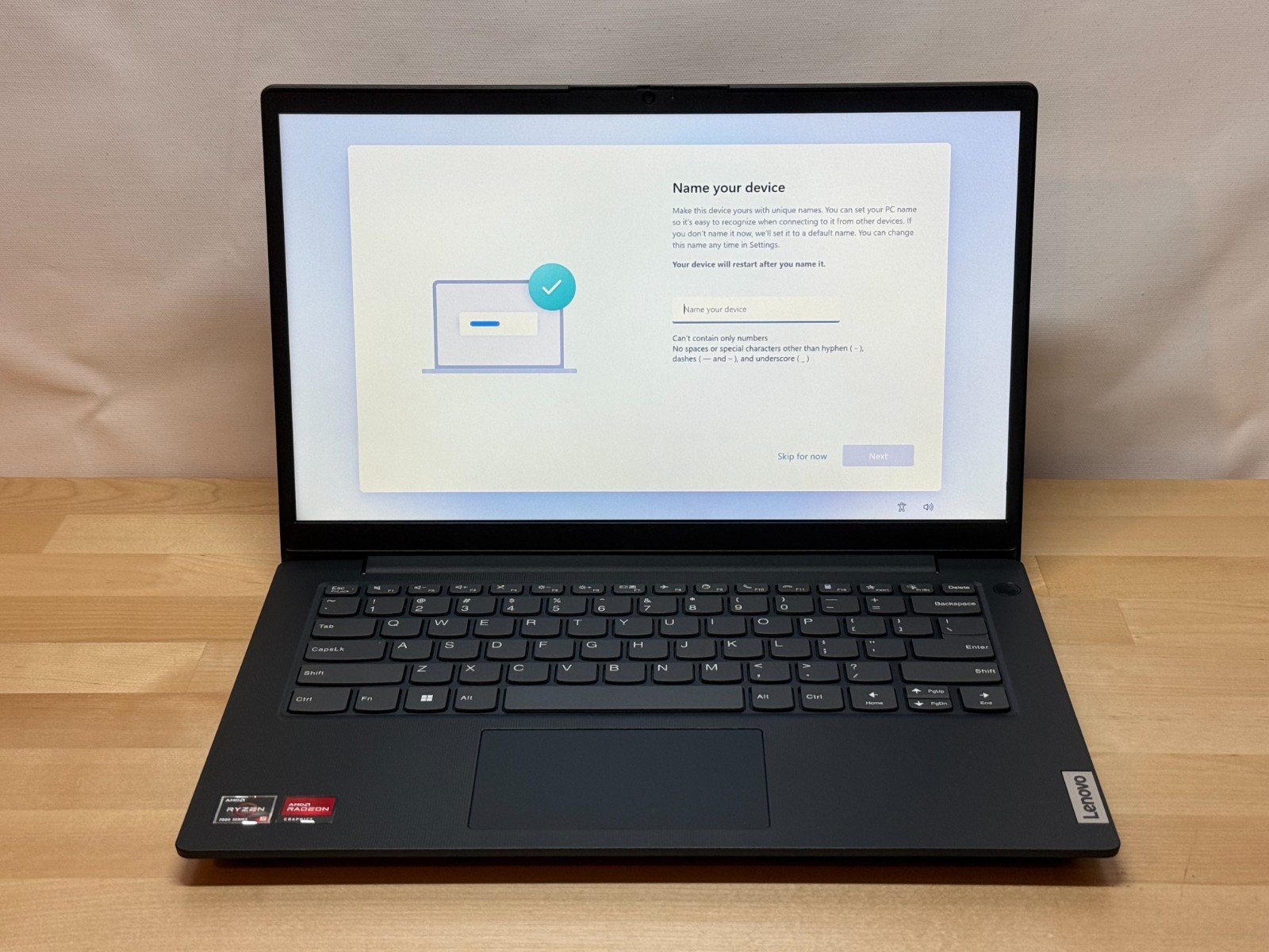 Lenovo V14 G4 AMN 14″ Ryzen 5 7520U 8GB 256GB 82YT010EUS