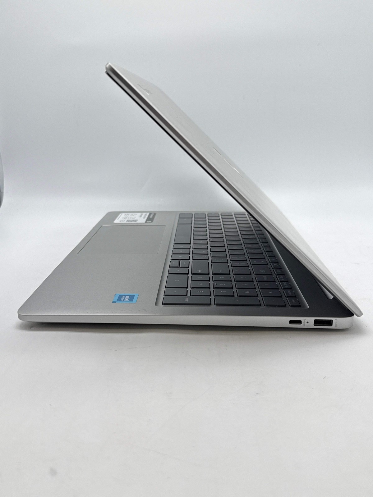 HP Chromebook 15a-nb0013dx Intel N200 8GB RAM 64GeMMC – Used