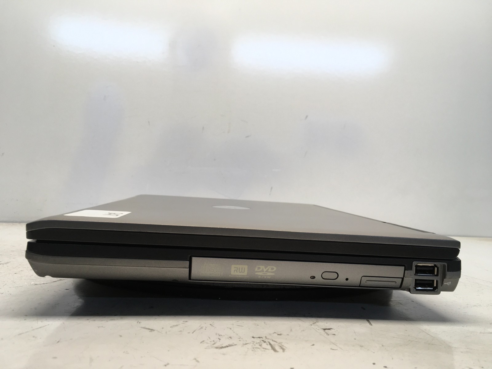 Dell Latitude D830 Intel Core 2 Duo 06FA 2GHz 2 GB 500 GB WINDOWS XP