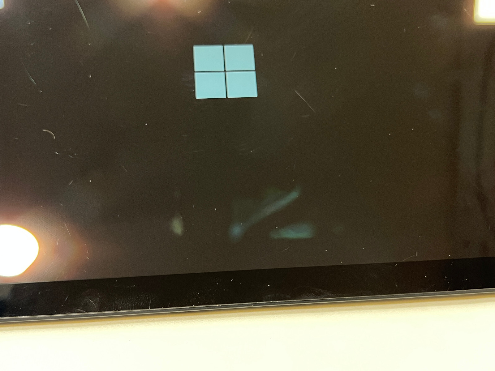 Microsoft Surface Pro 7 1866 12.3″ i5-1035G4 8GB 256GB W11H *Works but READ*