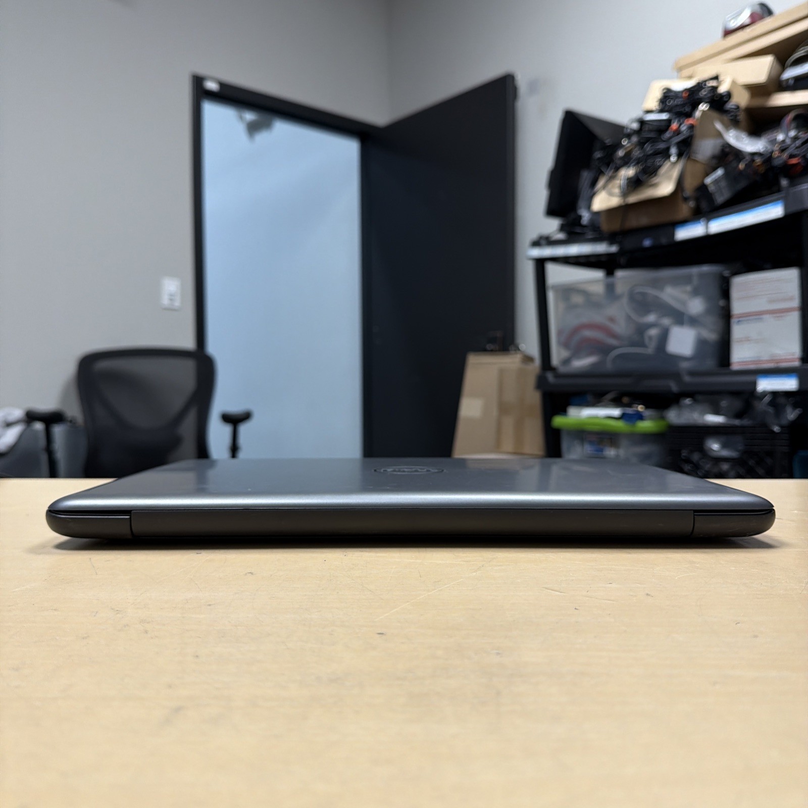 *PARTS/NO BOOT Dell Inspiron 15 5567 Laptop core i7-7500U NO RAM/HD/OS