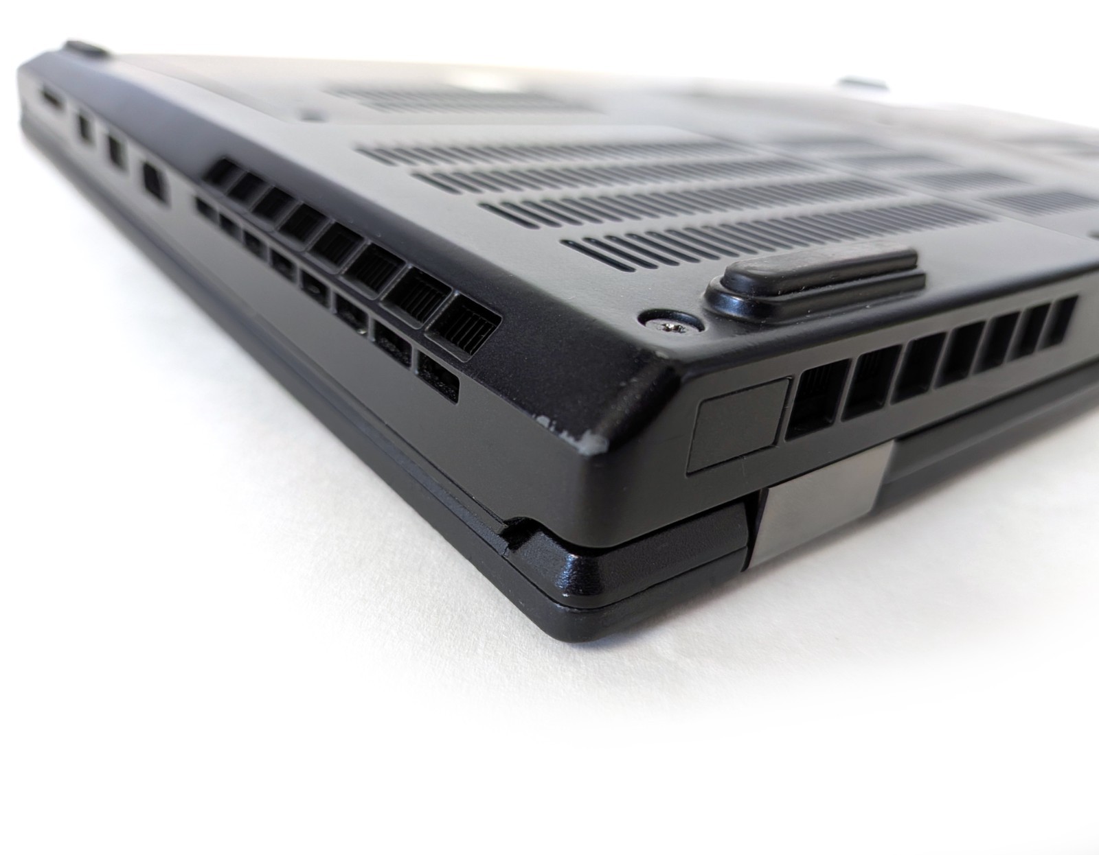Lenovo Thinkpad P53 i7 9850H 2.6Ghz 32GB 1TB NVMe Quadro T2000 Win 11 Pro C