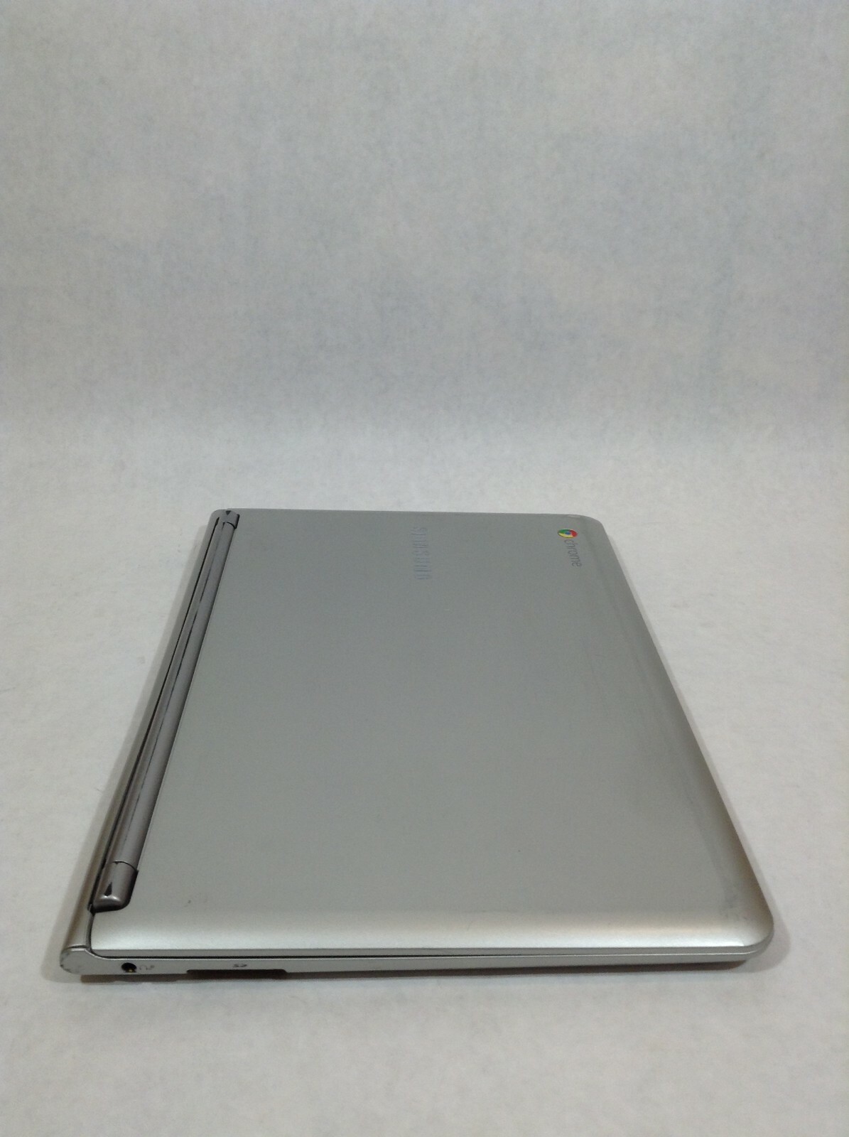 Samsung XE303C12 11.6″ Chromebook/Exynos 5250/16GB eMMC/2GB RAM – RV