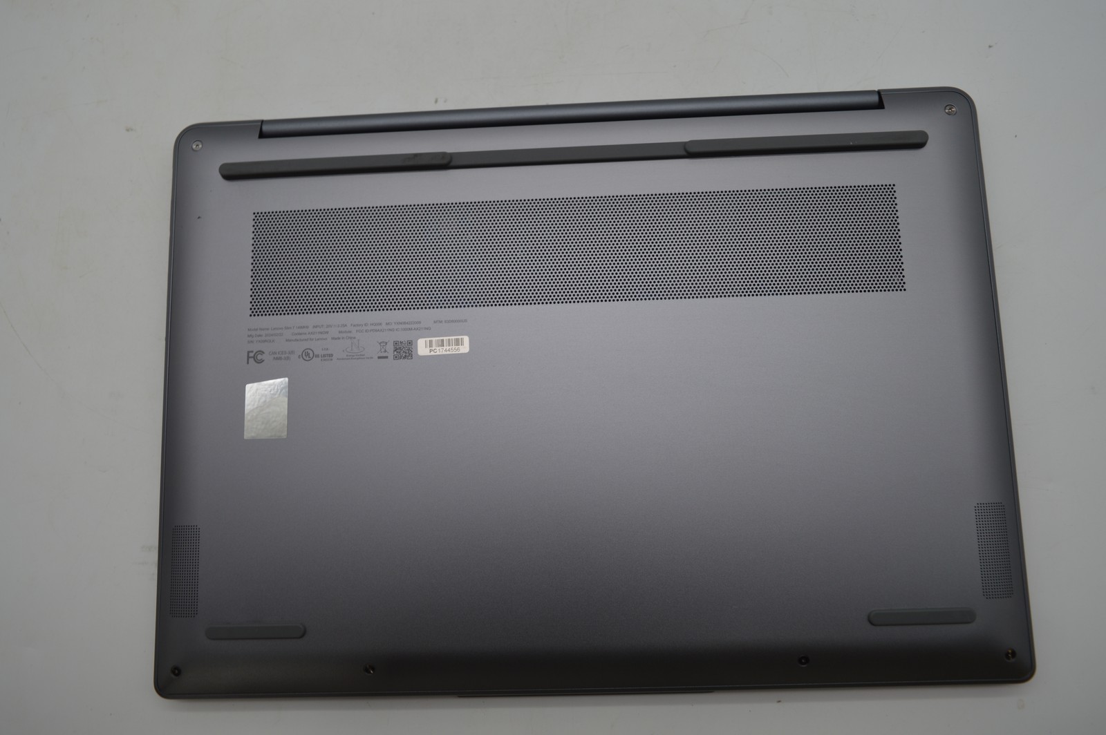 Lenovo Slim 7 14″ Touch Intel Core Ultra 7 155H 16GB 512GB 83D80000US PC1744556