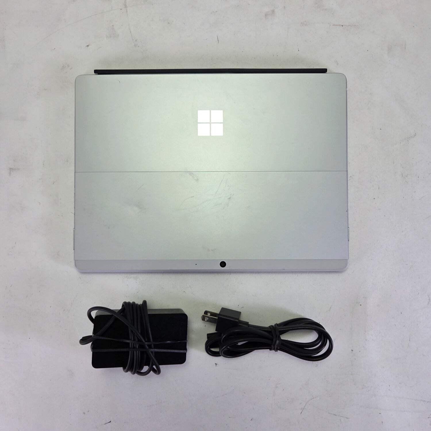 Microsoft Surface Pro X 2010 13″ Microsoft SQ2 3.1GHz 16GB RAM 1TB SSD