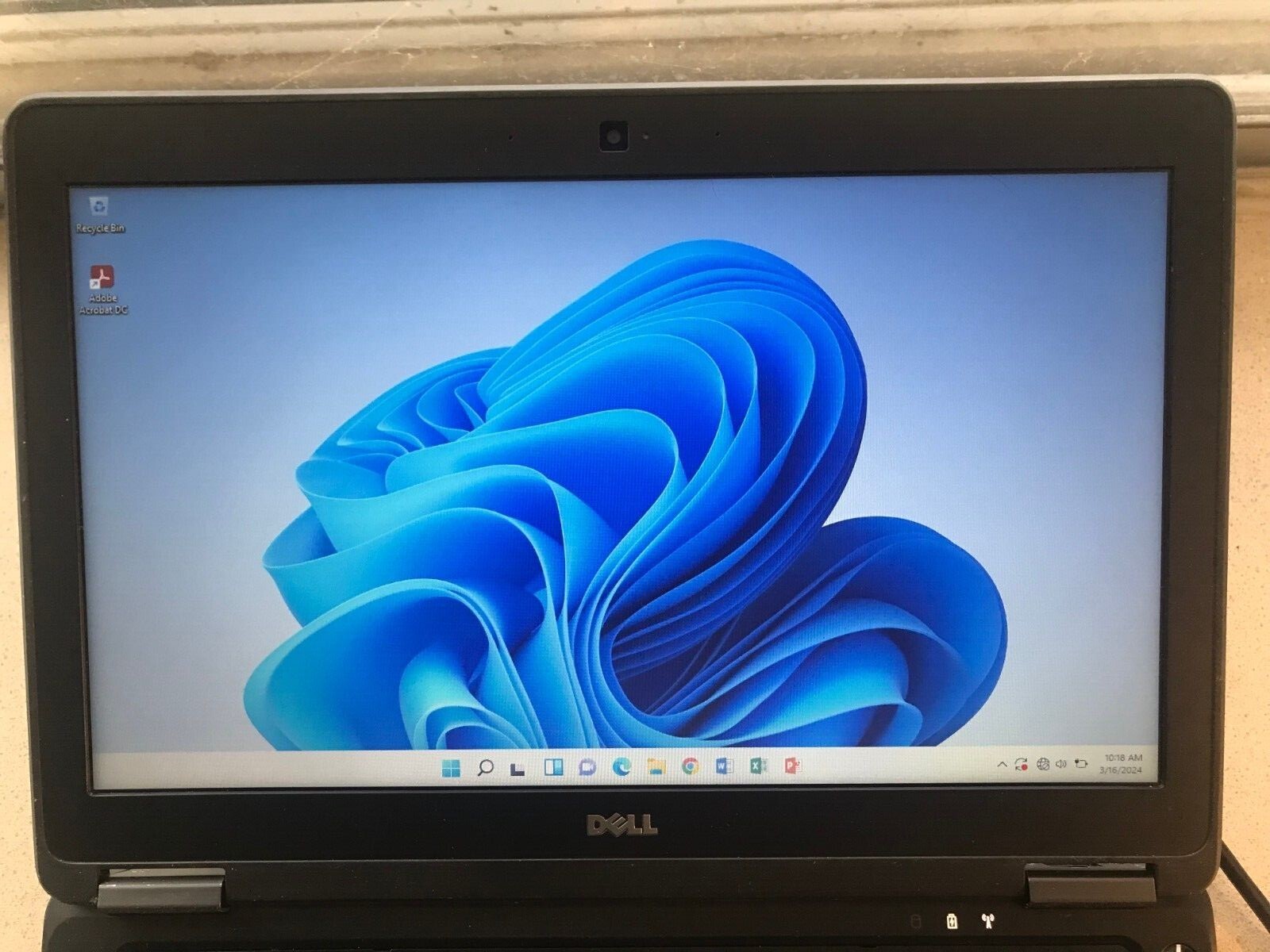 Dell E7250, i7-5600u, Windows 10 Pro, 1TB SSD, 16GB Ram, MS Office