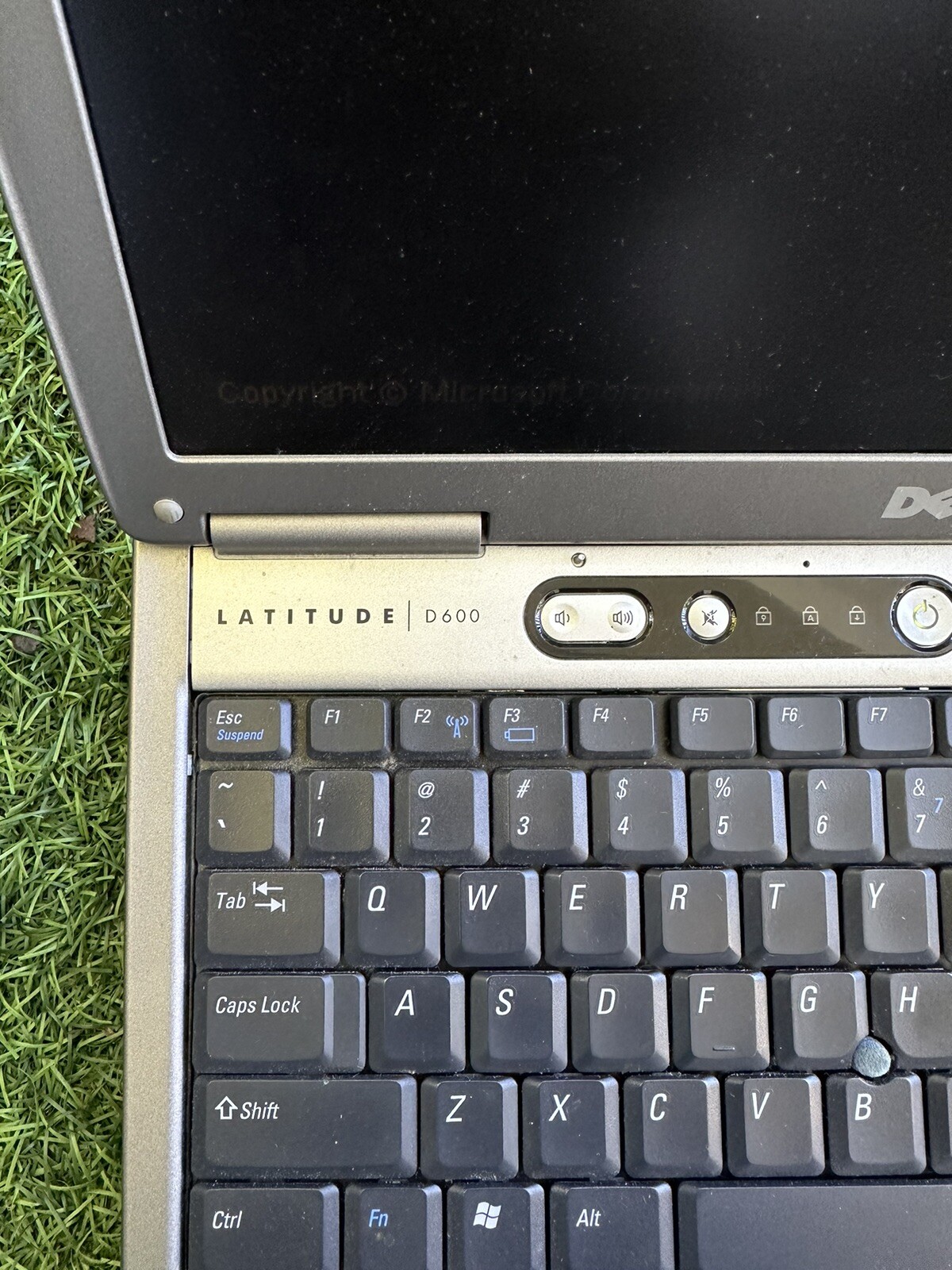 Vintage Dell Latitude D600 Parts Only
