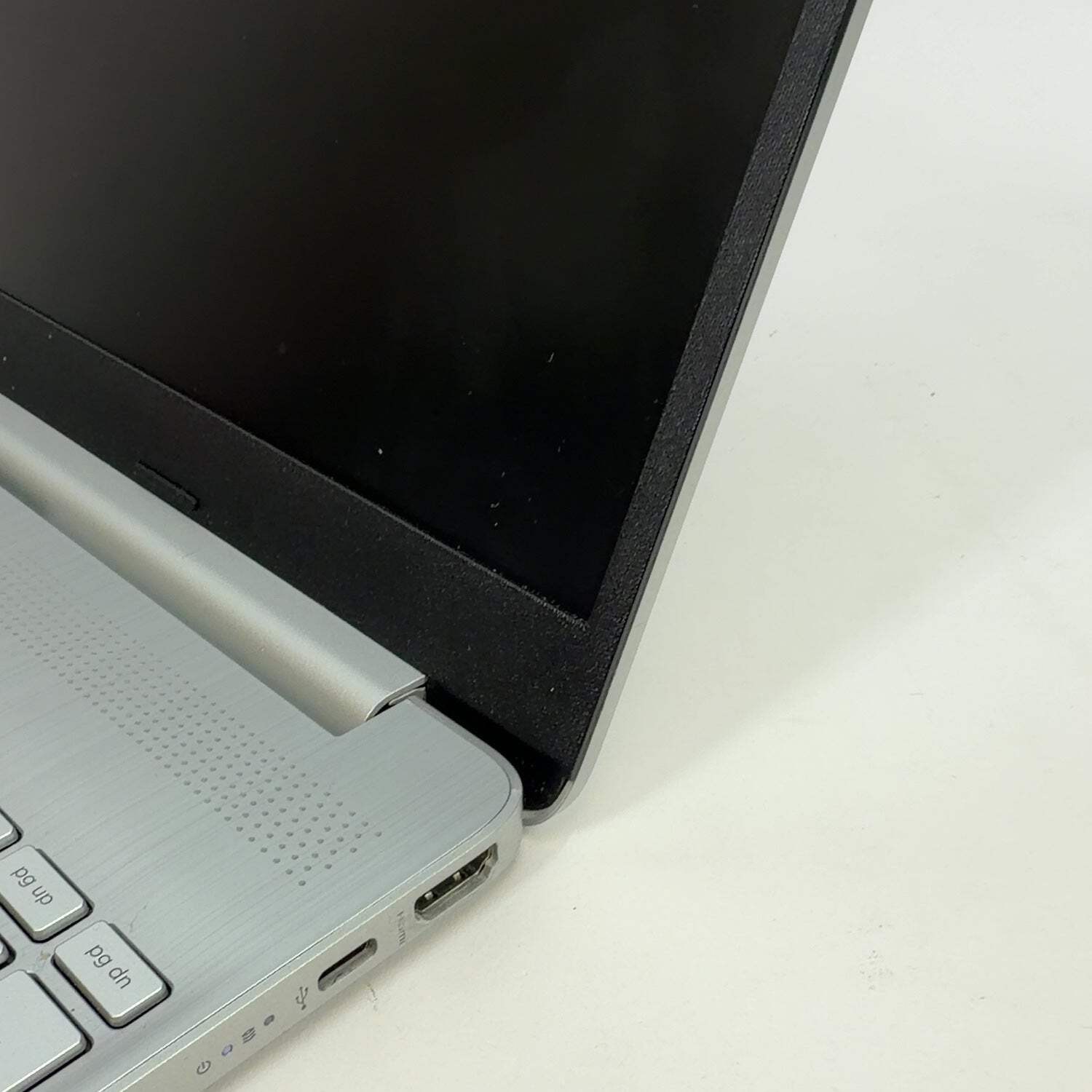 HP Laptop 15-DY2791WM 15.6″ i3-1115G4 3.0GHz 16GB RAM 1TB SSD