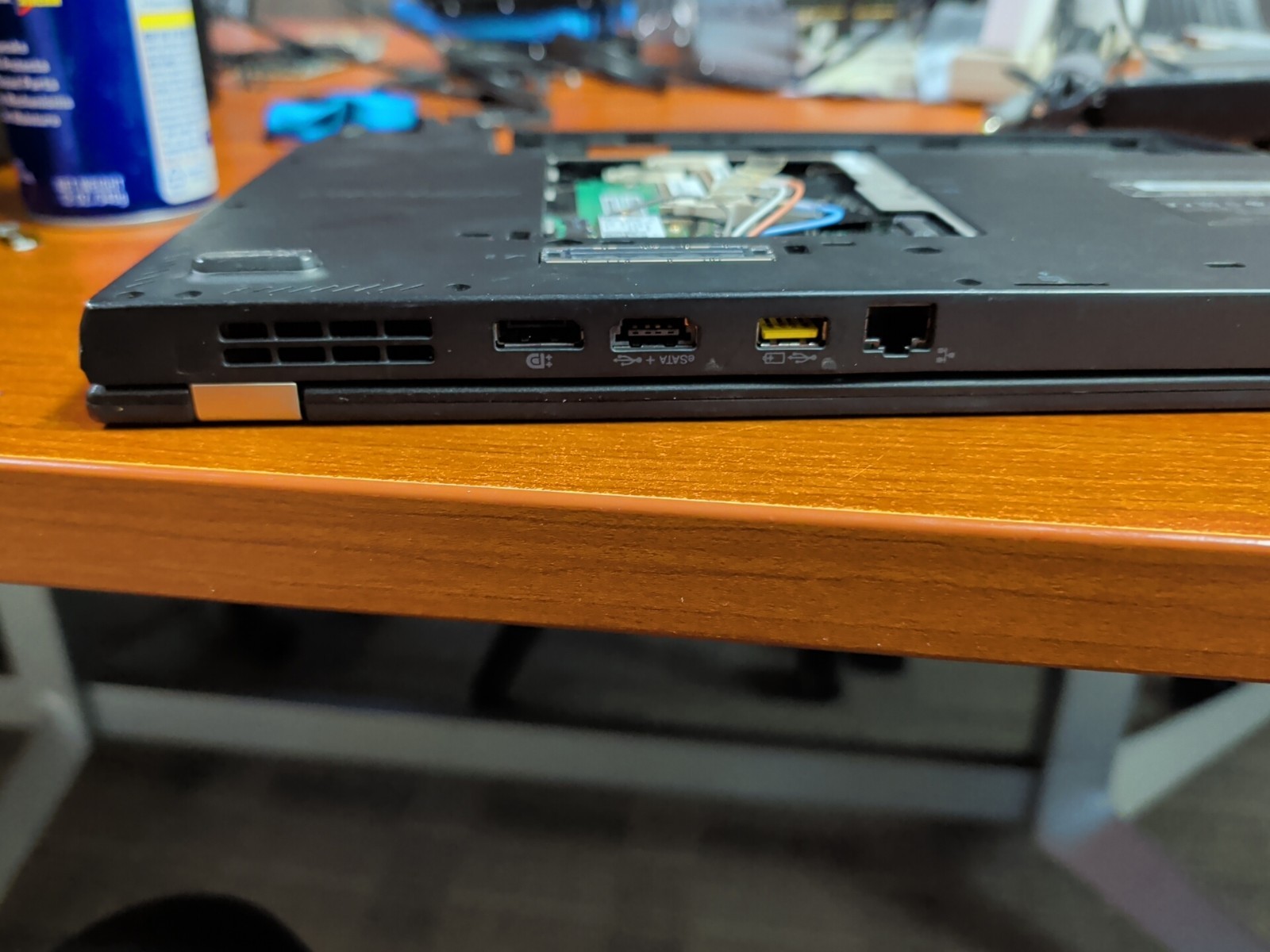LENOVO THINKPAD T410S – FOR PARTS – INTEL CORE I5 See Pics. Parts****