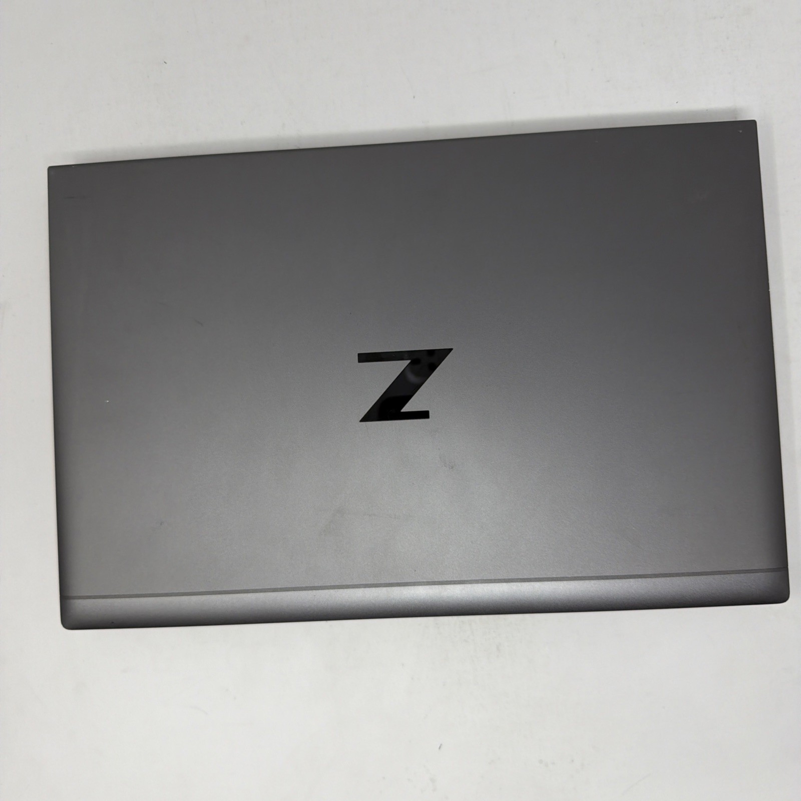 HP ZBook Firefly 14 G8 14″ i5-1135G7 16GB RAM 256GB SSD Windows 11