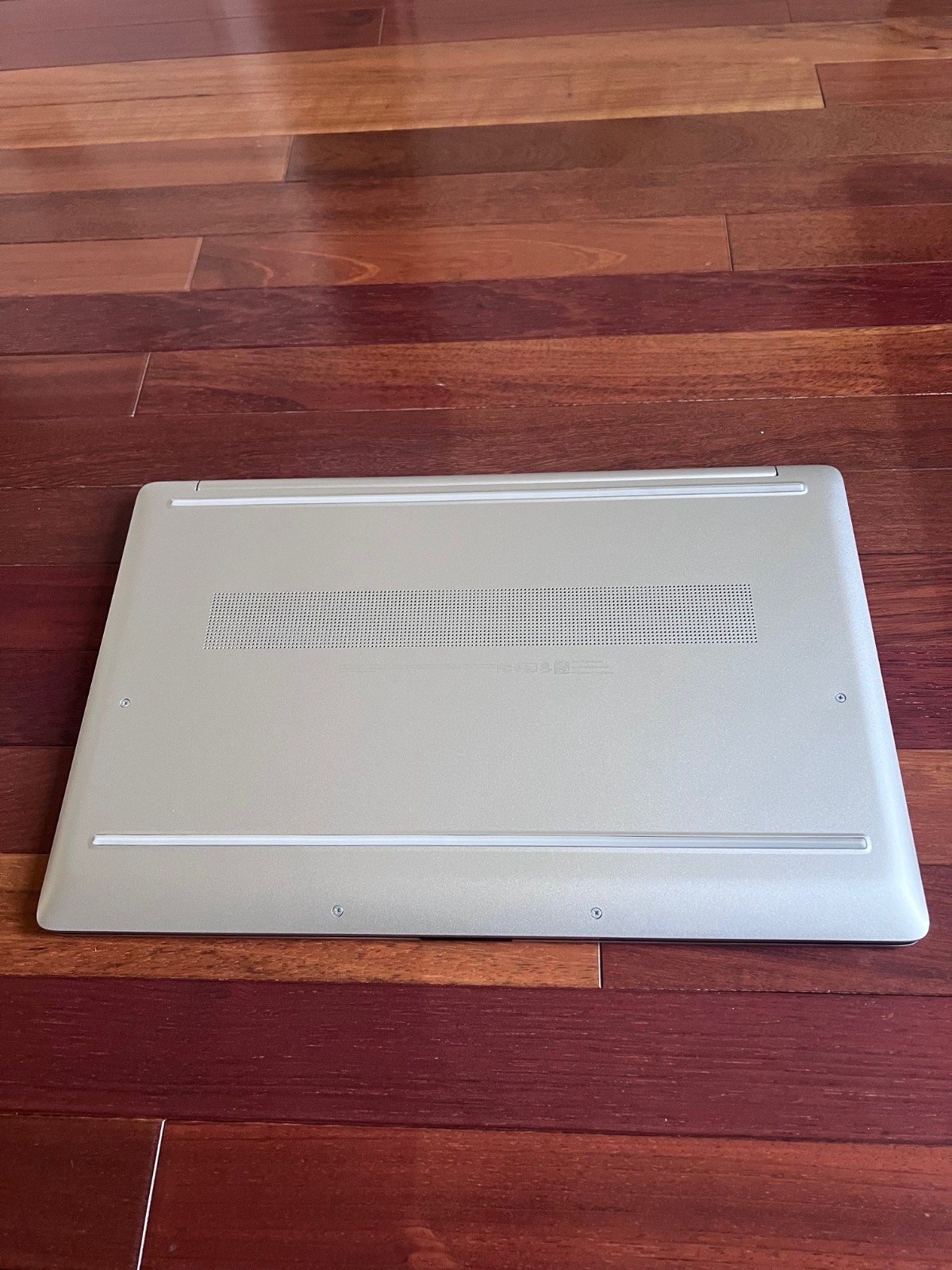 HP 17-cn2083dx 17.3″ FHD Intel Core i3-1215U 1.2GHz 16GB RAM 512GB Silver