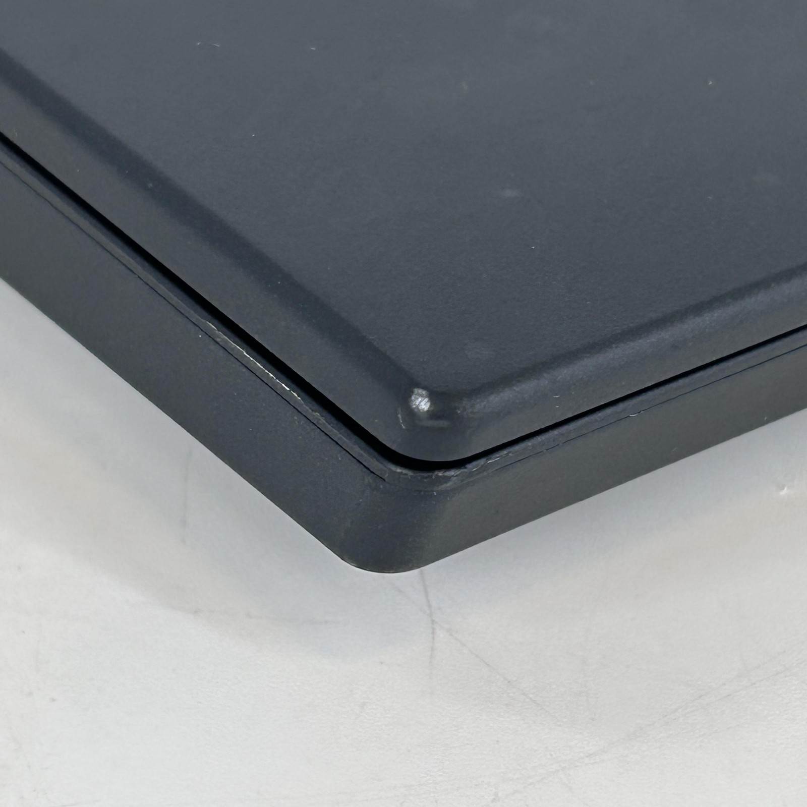 Lenovo ThinkPad P15 Gen 1 FHD i7-10750H 16GB 512GB SSD Quadro T1000 WHITE SPOTS