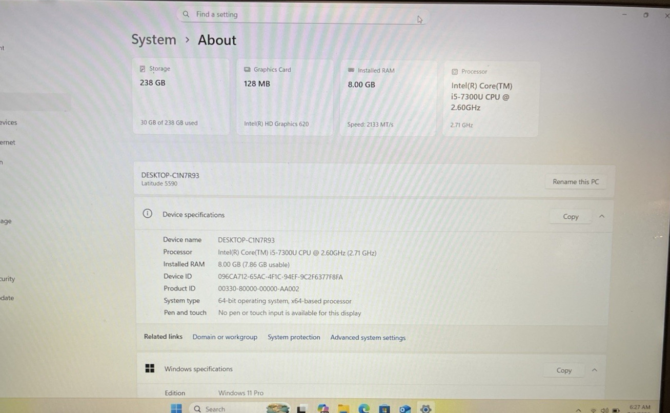 Dell Latitude 5590 Laptop Intel i5-7300U @2.6GHz – 8GB RAM – 256GB SSD – W11P