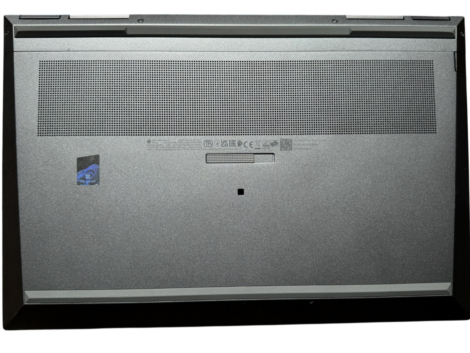 HP ZBook Fury 15.6″ G8 | i9-11950H | 64GB RAM | 1TB NVMe | RTX A2000 | Workstati