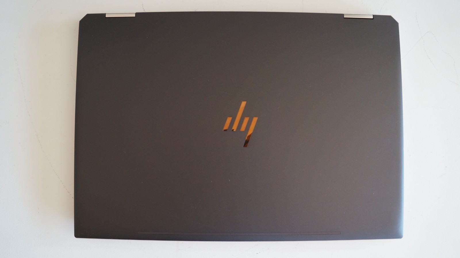HP Spectre x360 15-DF i7-8565U 1.8GHz 8GB RAM 256GB SSD 4K Display, READ.