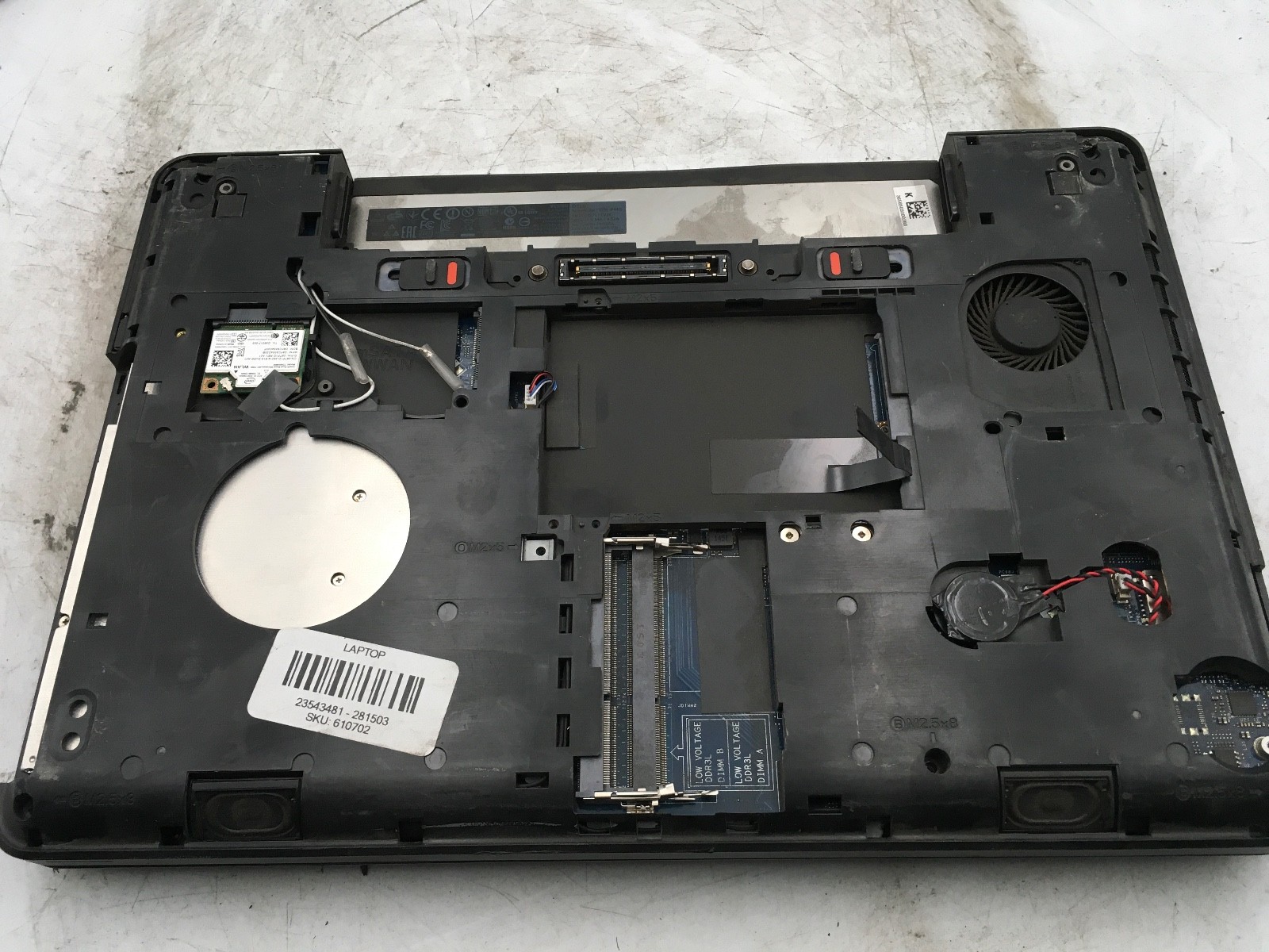 DELL LATITUDE E5440 – FOR PARTS – INTEL I5 – NO RAM – 14″ -READ DESCRIPTION -BB