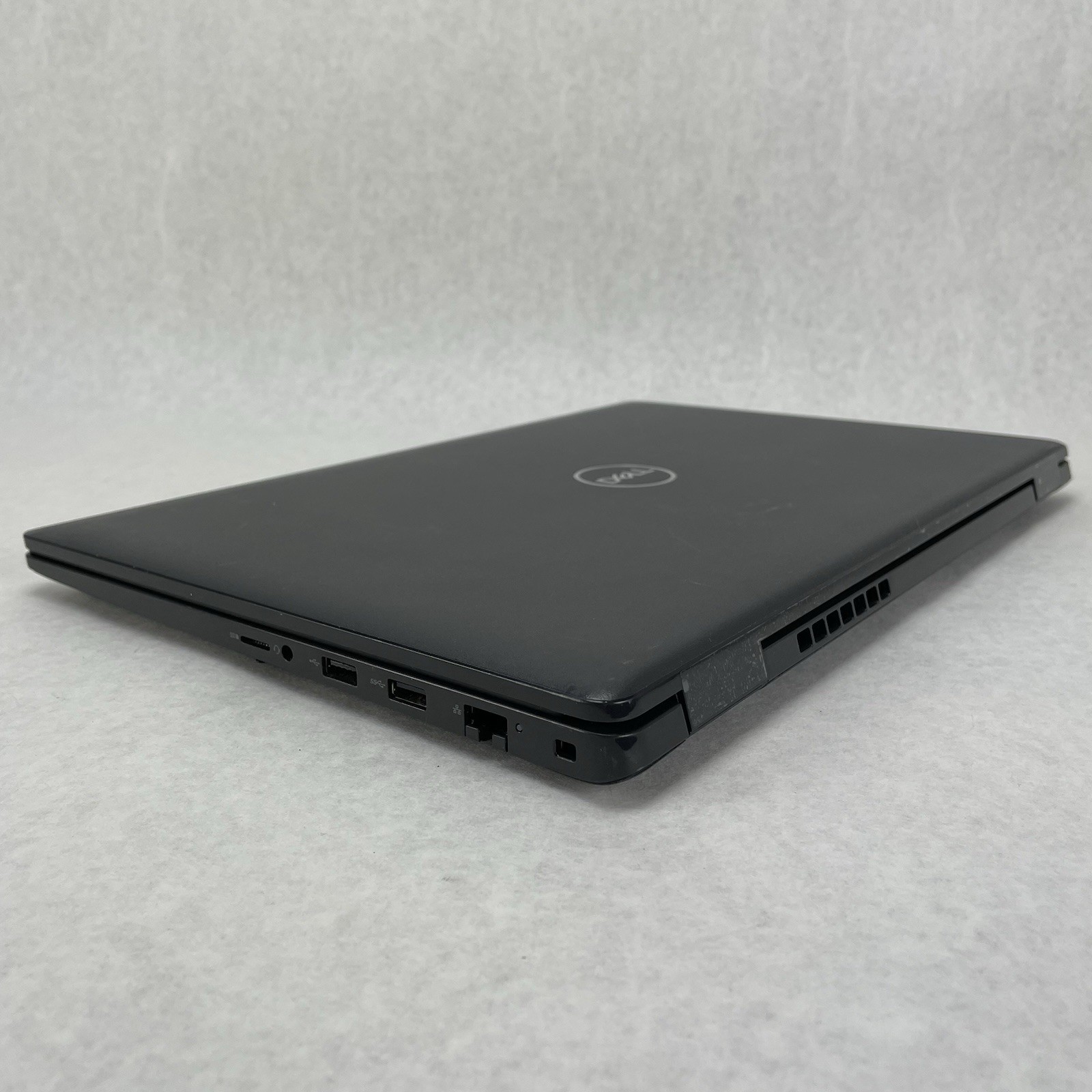Dell Latitude 3520 15.6″ i5-1135G7 2.40 Ghz 8 GB RAM No SSD/OS/AC