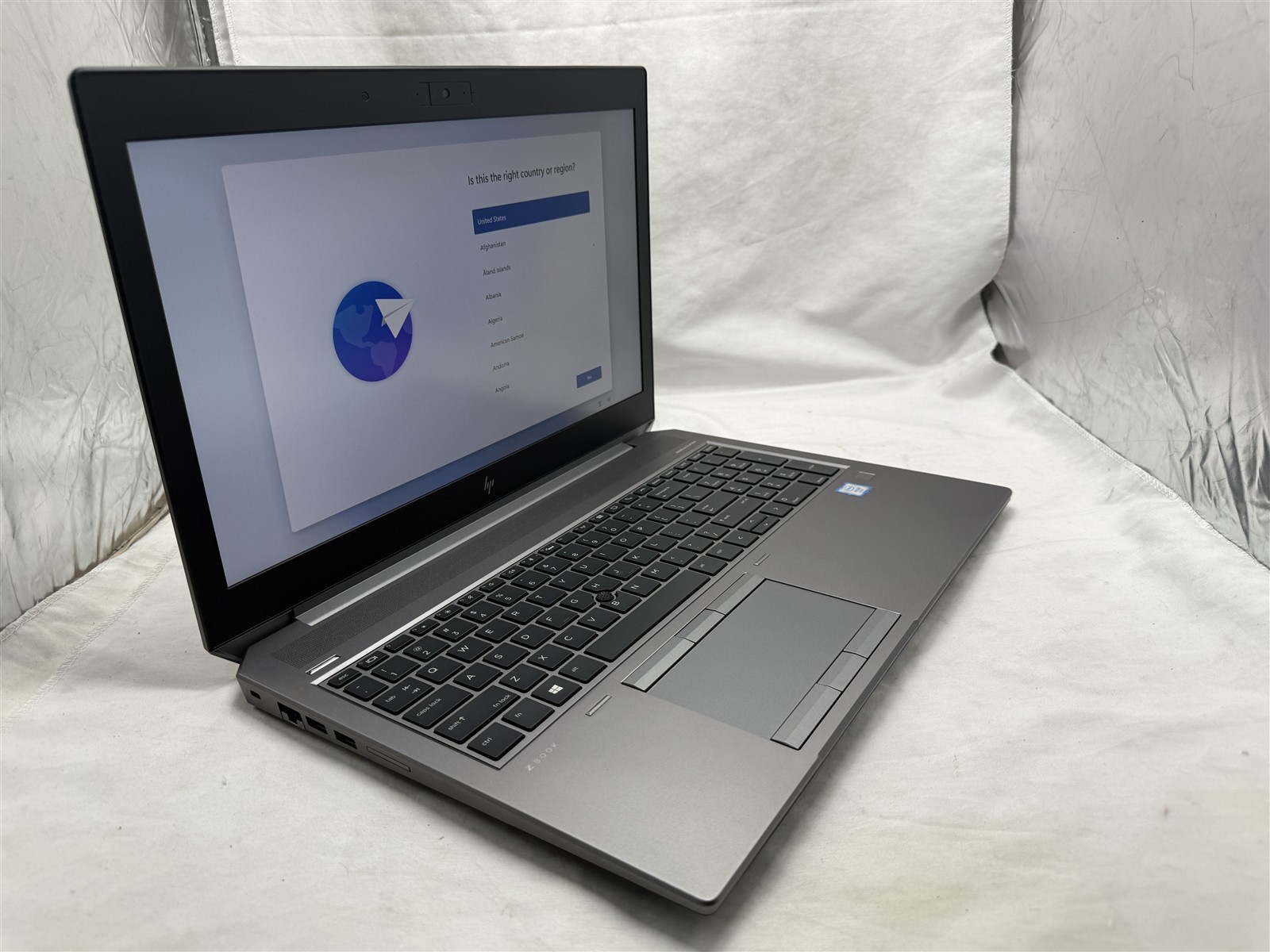 HP ZBook 15 G5 15.6″ Laptop Intel Xeon E-2176M 32GB RAM 512GB NVMe Win 11 P2000