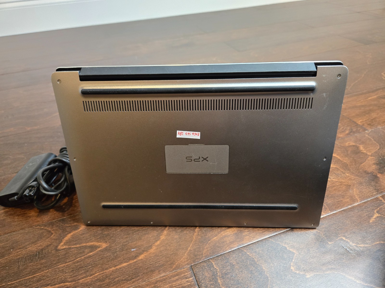 Dell XPS 9343 Laptop Intel i5 5200U 2.20GHZ 13.3″ FHD 8GB 128GB SSD Windows 11