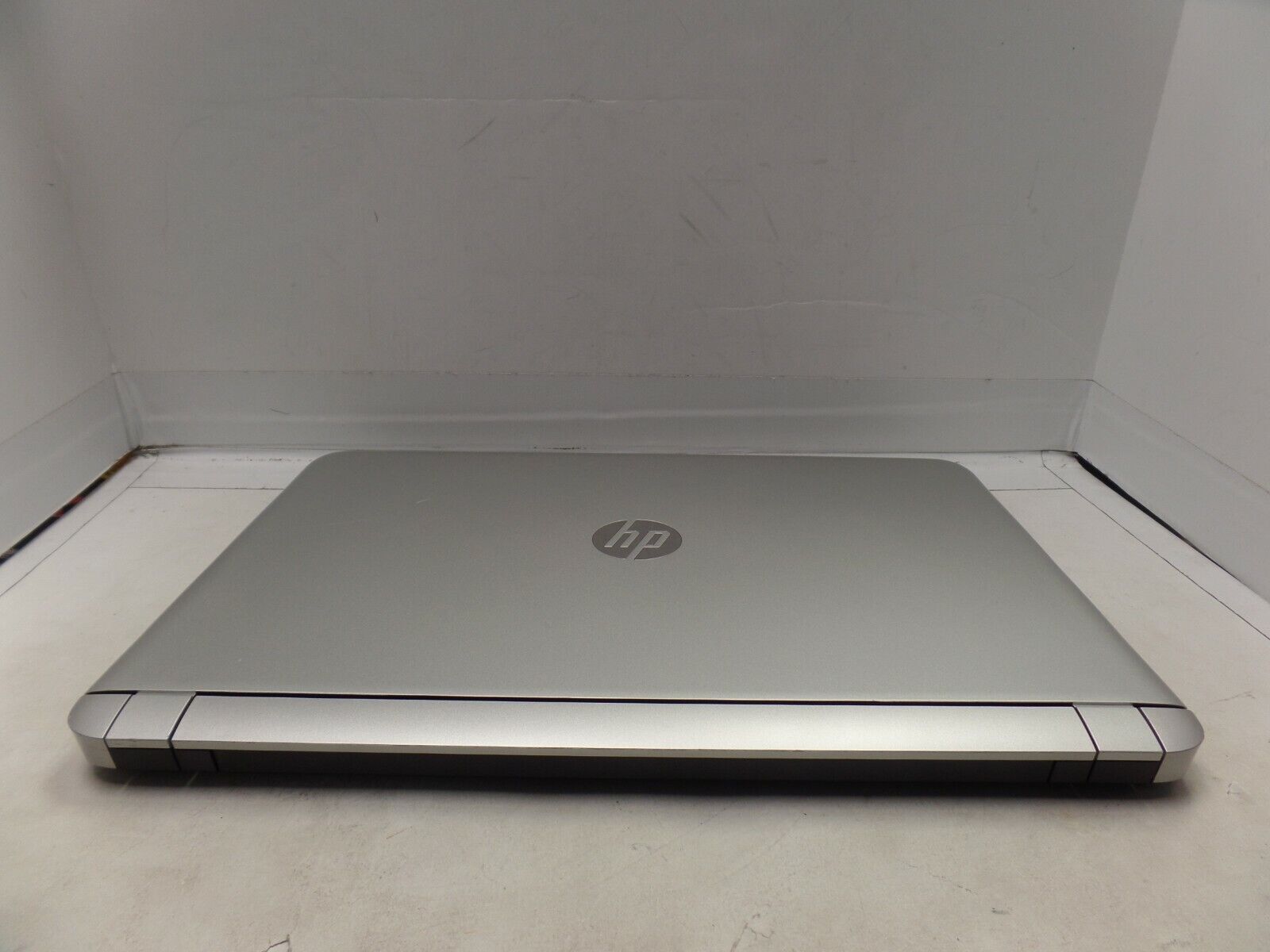 HP Pavilion 15-ab121dx 1.80Ghz AMD Quad-Core A10-8700P 6GB 1TB 15.6” HD WLED
