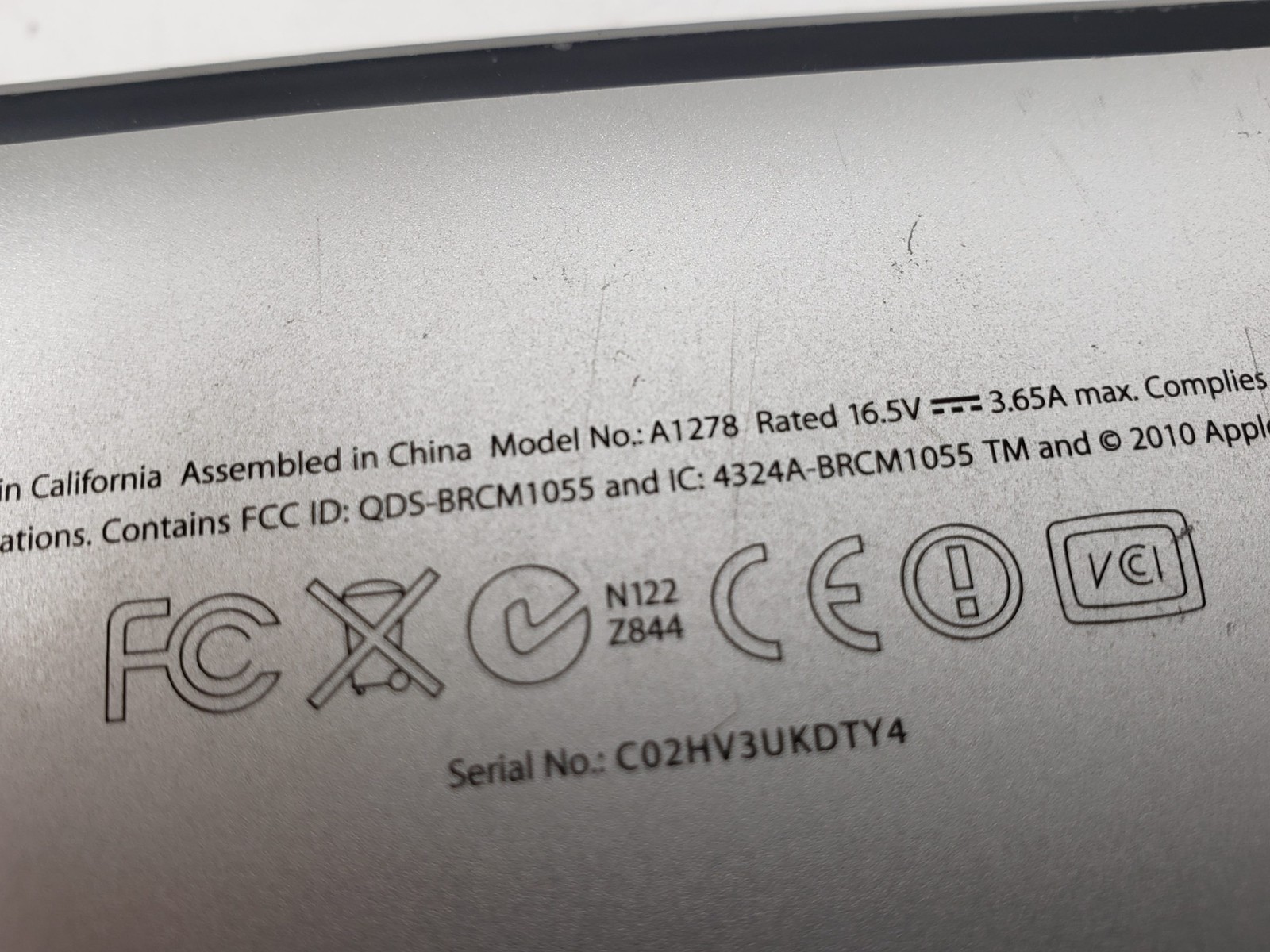 Apple MacBook Pro 13″ A1278 – no HDD – for parts not working