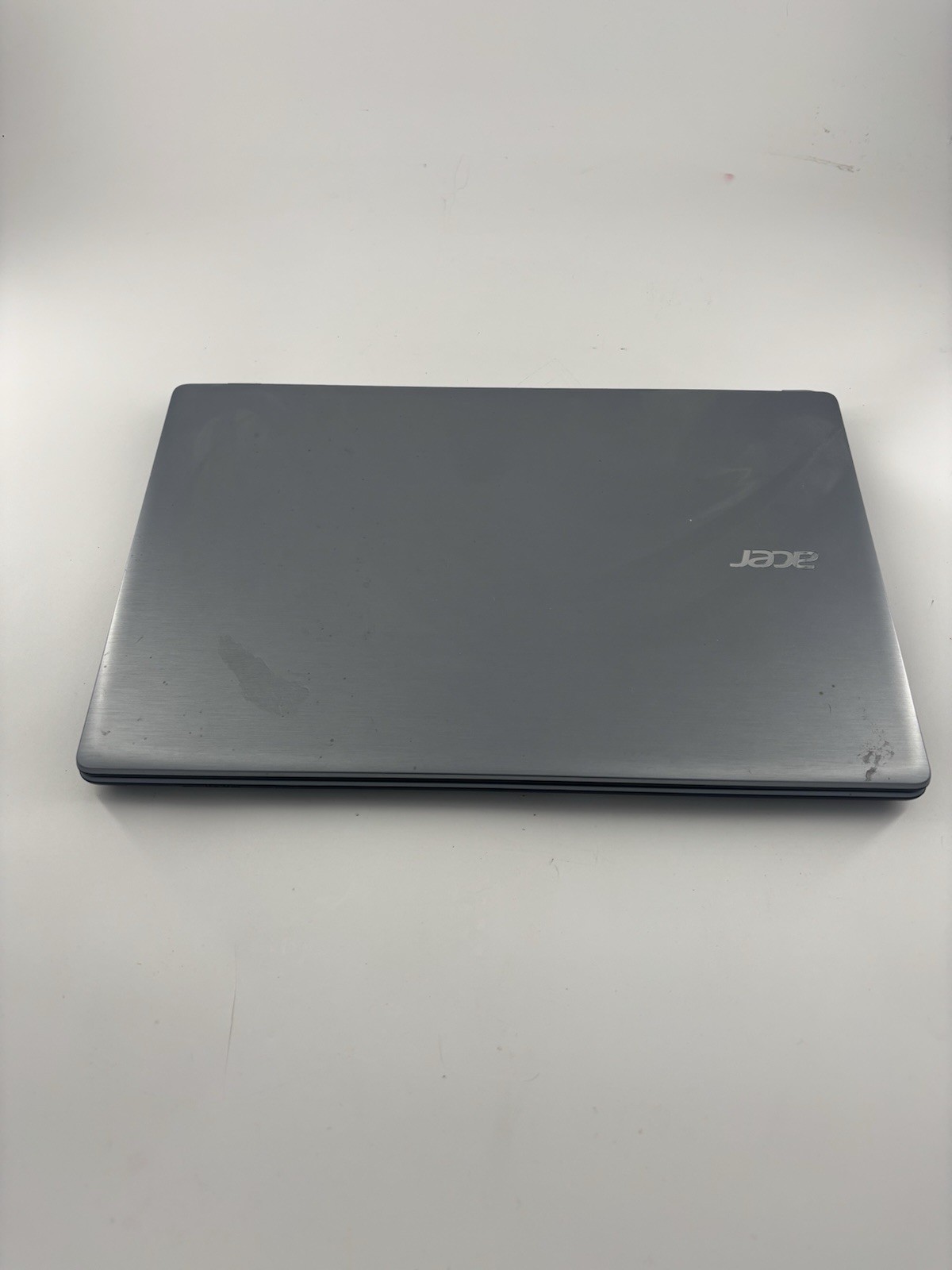 Acer Aspire E15 ES-511-P0GC 15.6” 2.58GHZ 4GB RAM 1000 GB HDD Laptop Parts Only
