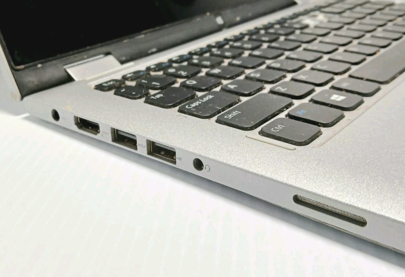 Dell Inspiron 11 3147 Intel Pentium 2.16GHz 4GB RAM No Hard Drive Or Battery