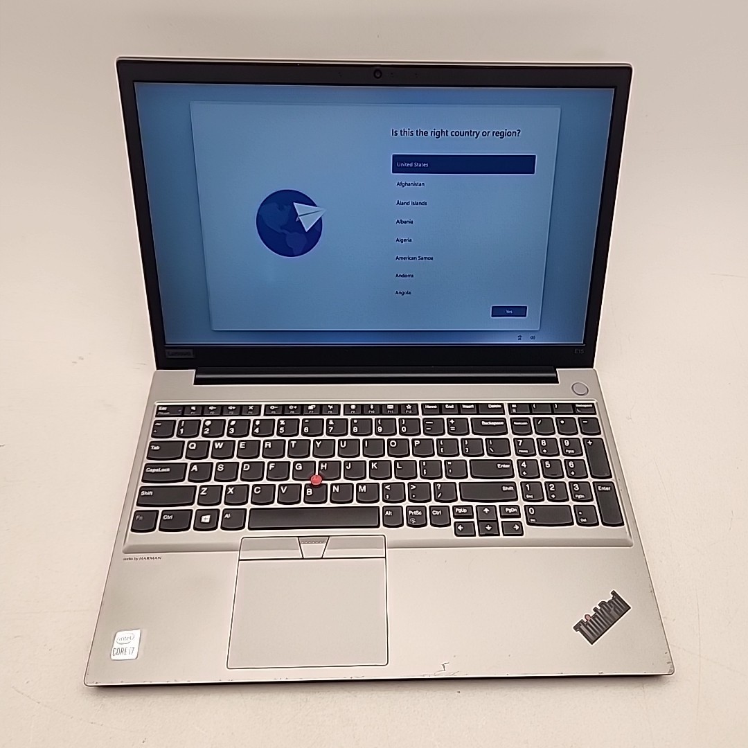 Lenovo ThinkPad E15 15.6″ FHD Intel i7-10510U 500GB SSD 16GB Win11 Pro Grade C