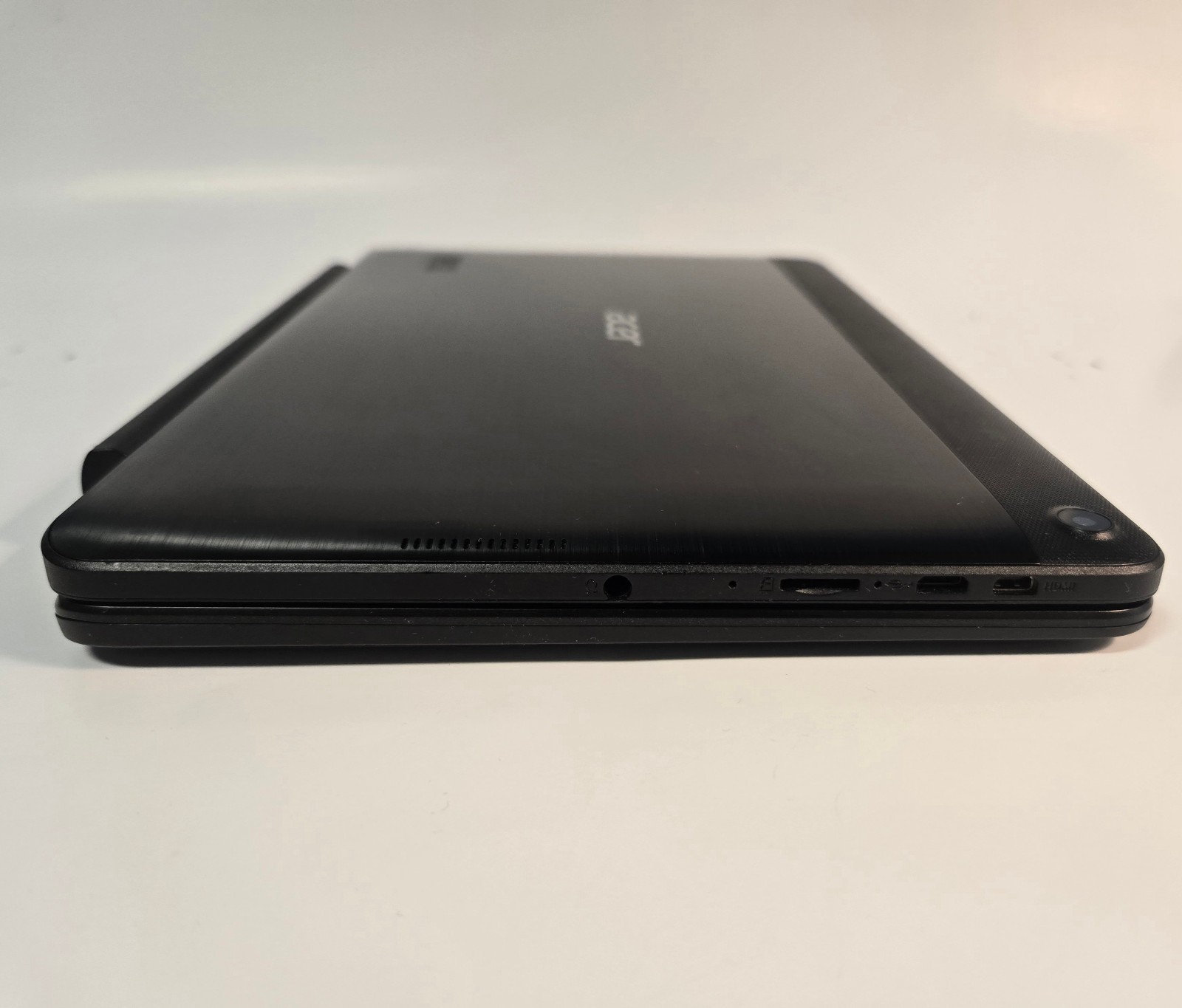 Acer One 10 D16H1
