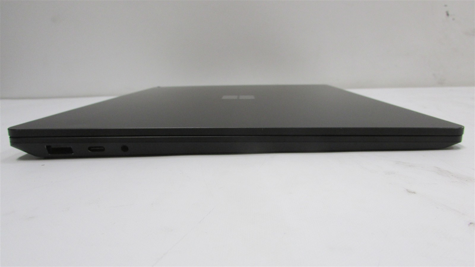 Microsoft Surface Laptop 4 1951 i7-1185G7 3.0GHz 16GB RAM 256GB 13.5″ Win 11 Pro